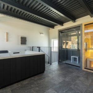 Appartamento con spa e piscina a Pinerolo in Piemonte